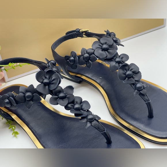 Michael Kors Thong Admiral Blue Leather Sandal Floral Accents - Picture 2 of 16